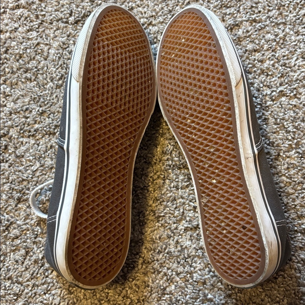 Vans - Picture 4 of 7